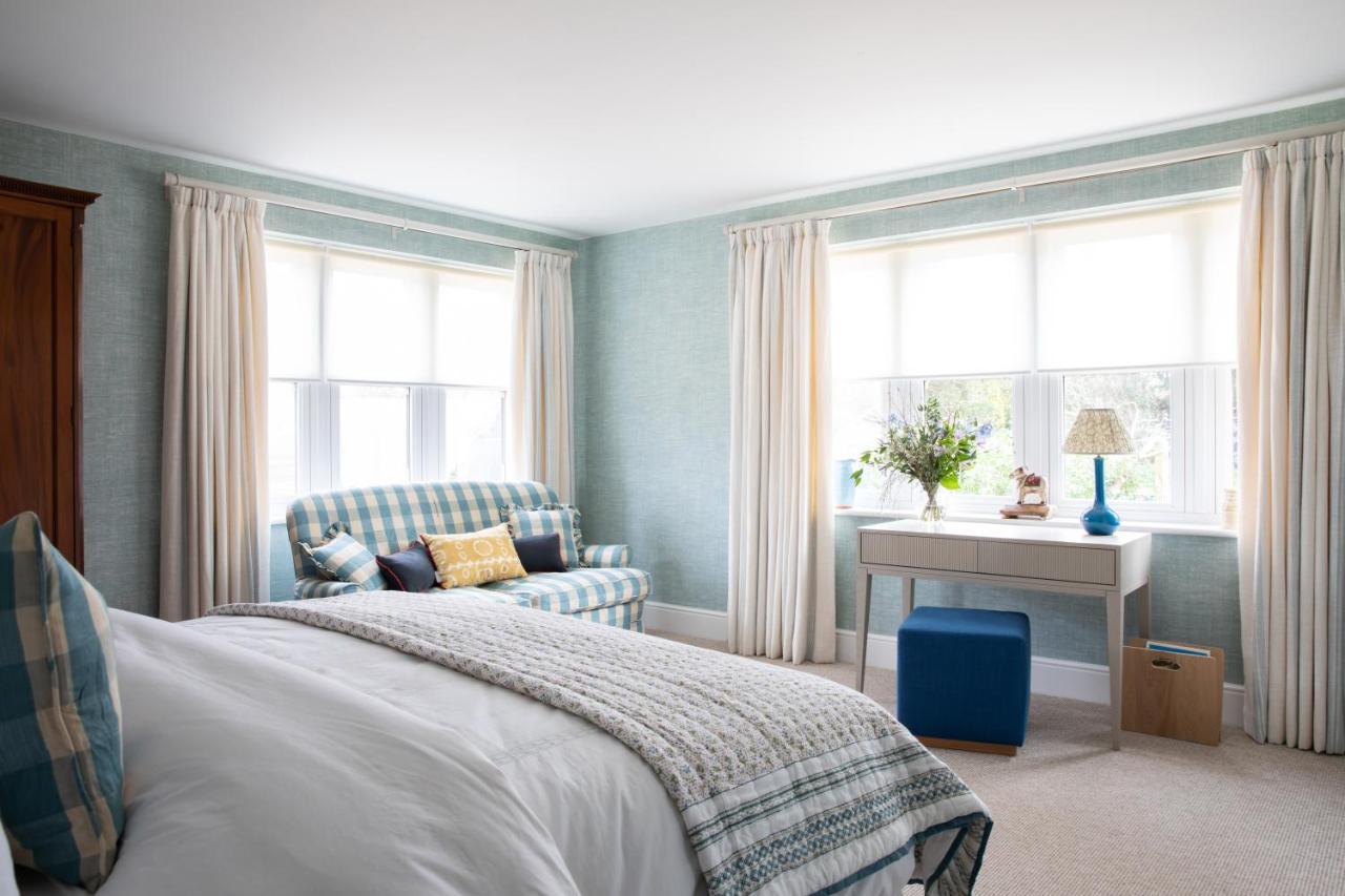 Flint House - Goodwood Events Bed and Breakfast Chichester Eksteriør billede